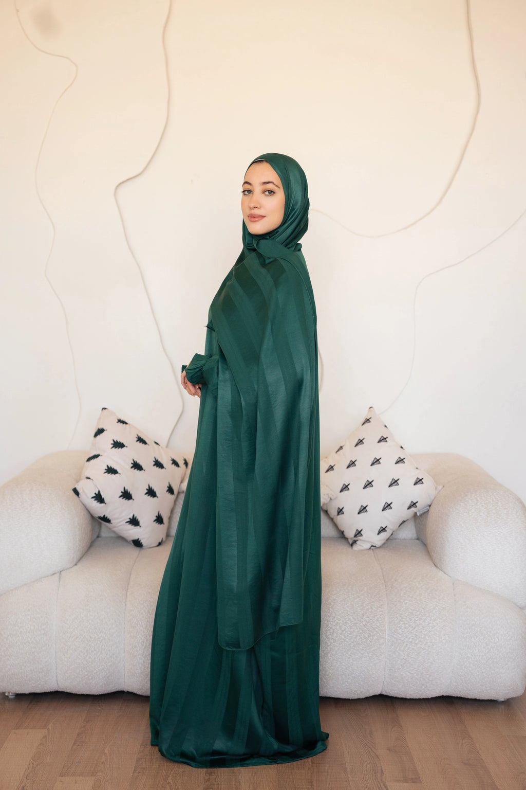 إسدال يقين