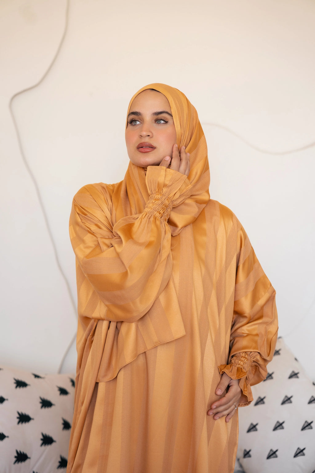 إسدال يقين